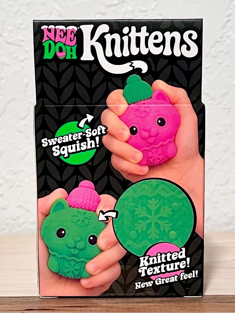 Needoh Knittens Sweater-Soft Squish